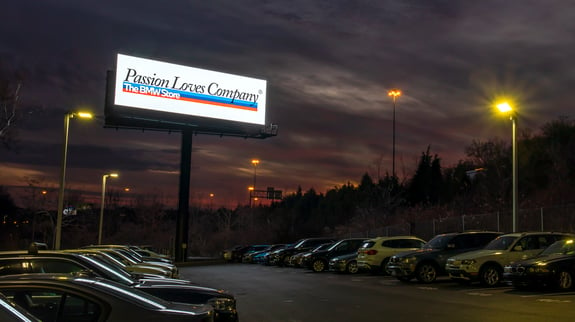How One Dealership Grew Awareness & Test Drives with a Digital Sign